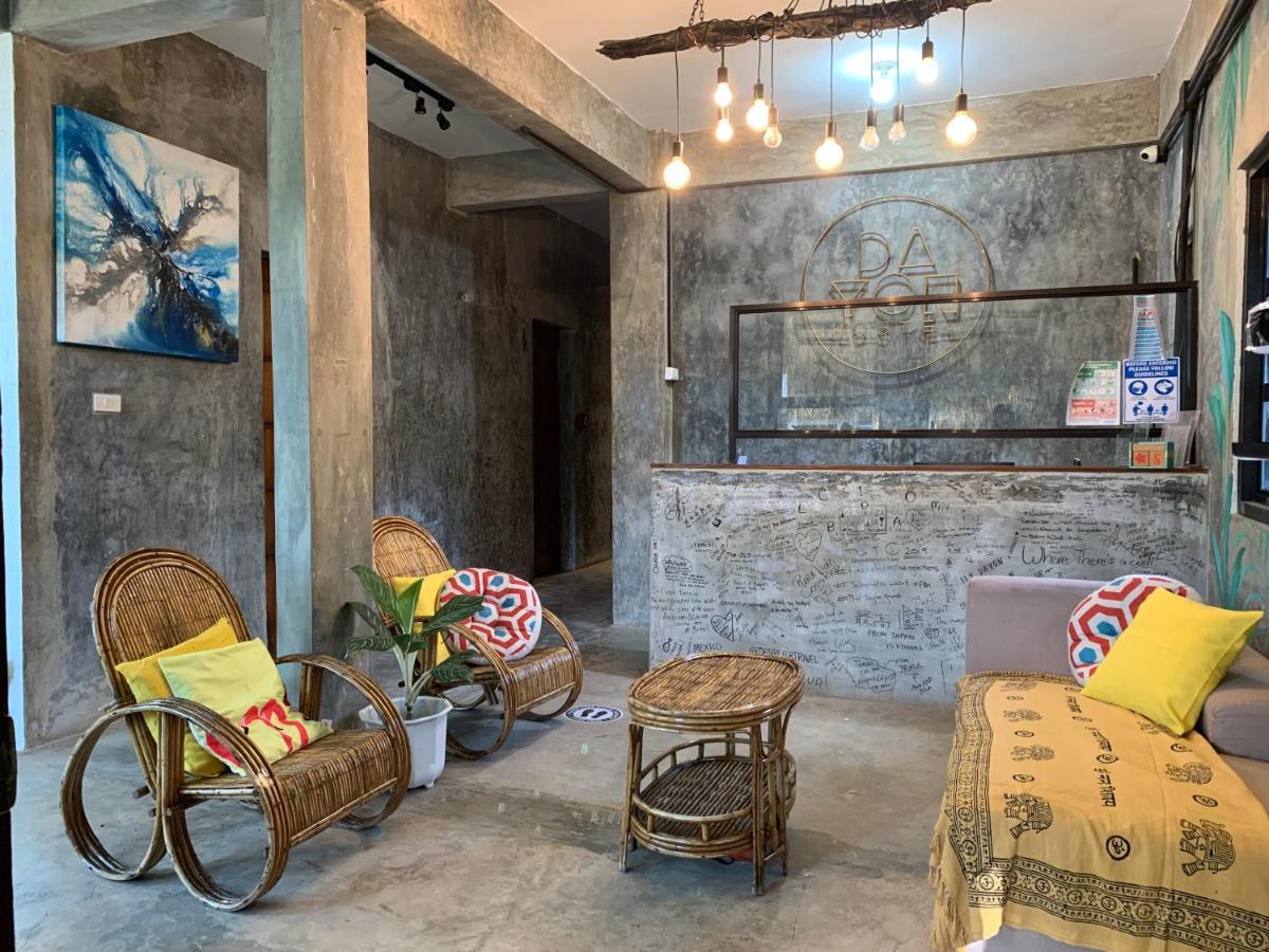Dayon Hostel Coron Bagian luar foto