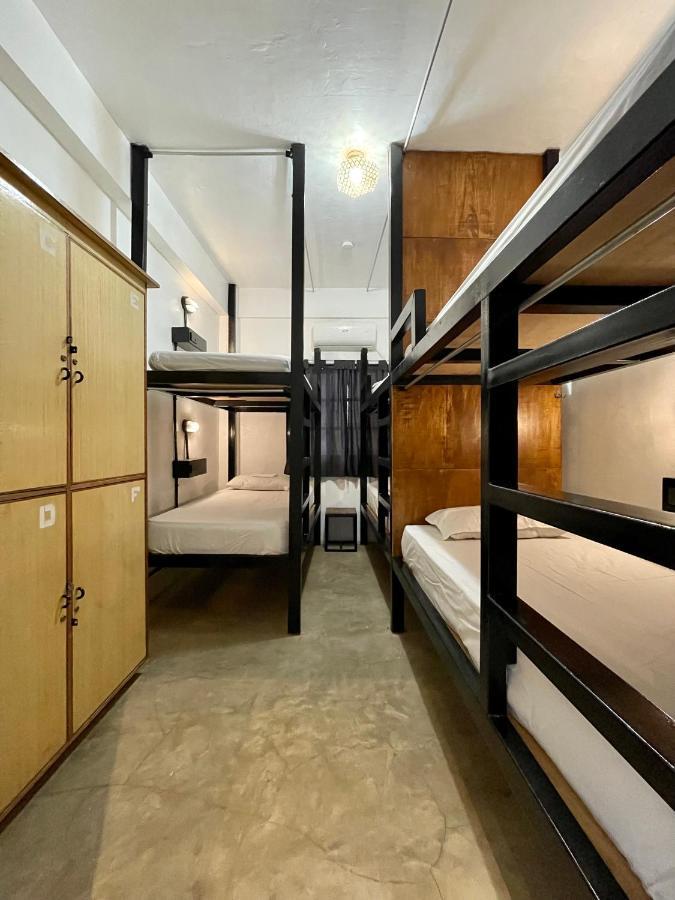 Dayon Hostel Coron Bagian luar foto