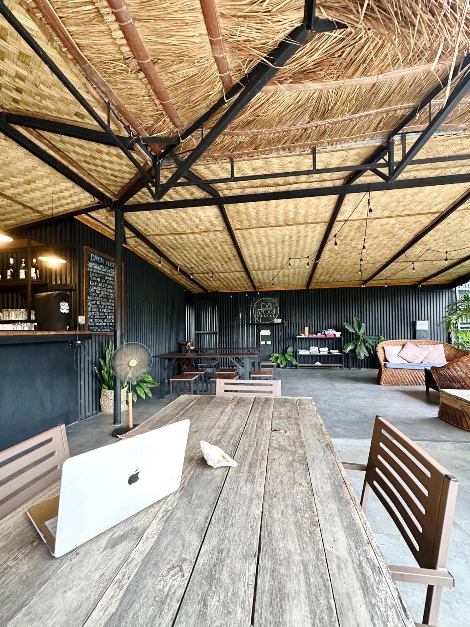 Dayon Hostel Coron Bagian luar foto