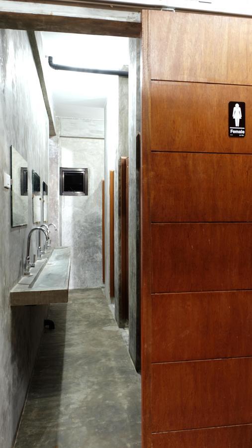 Dayon Hostel Coron Bagian luar foto